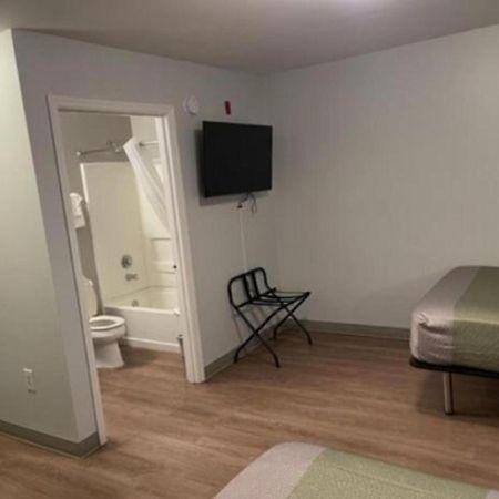 Motel 6-Richmond, Va - I-64 West Henrico Eksteriør billede